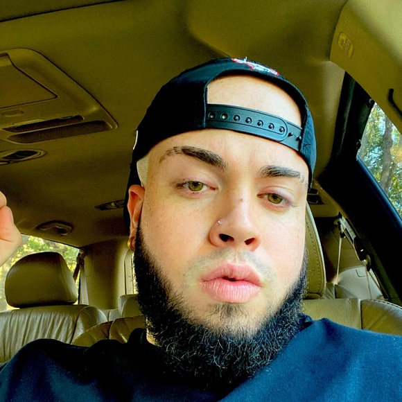 Meet your Posher, Christopher - Picture 1 of 2